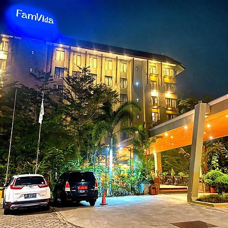 Famvida Hotel Lubuklinggau 외부 사진