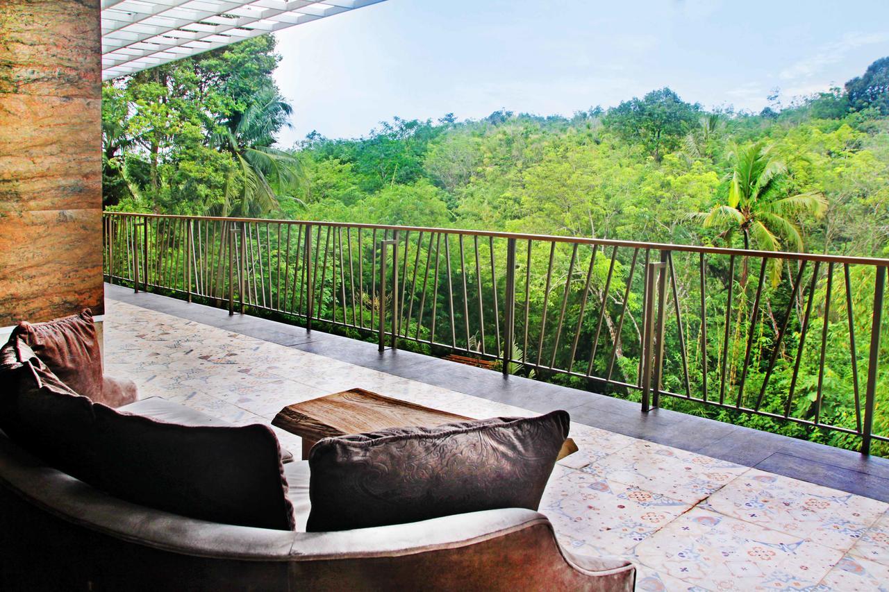 Famvida Hotel Lubuklinggau 외부 사진